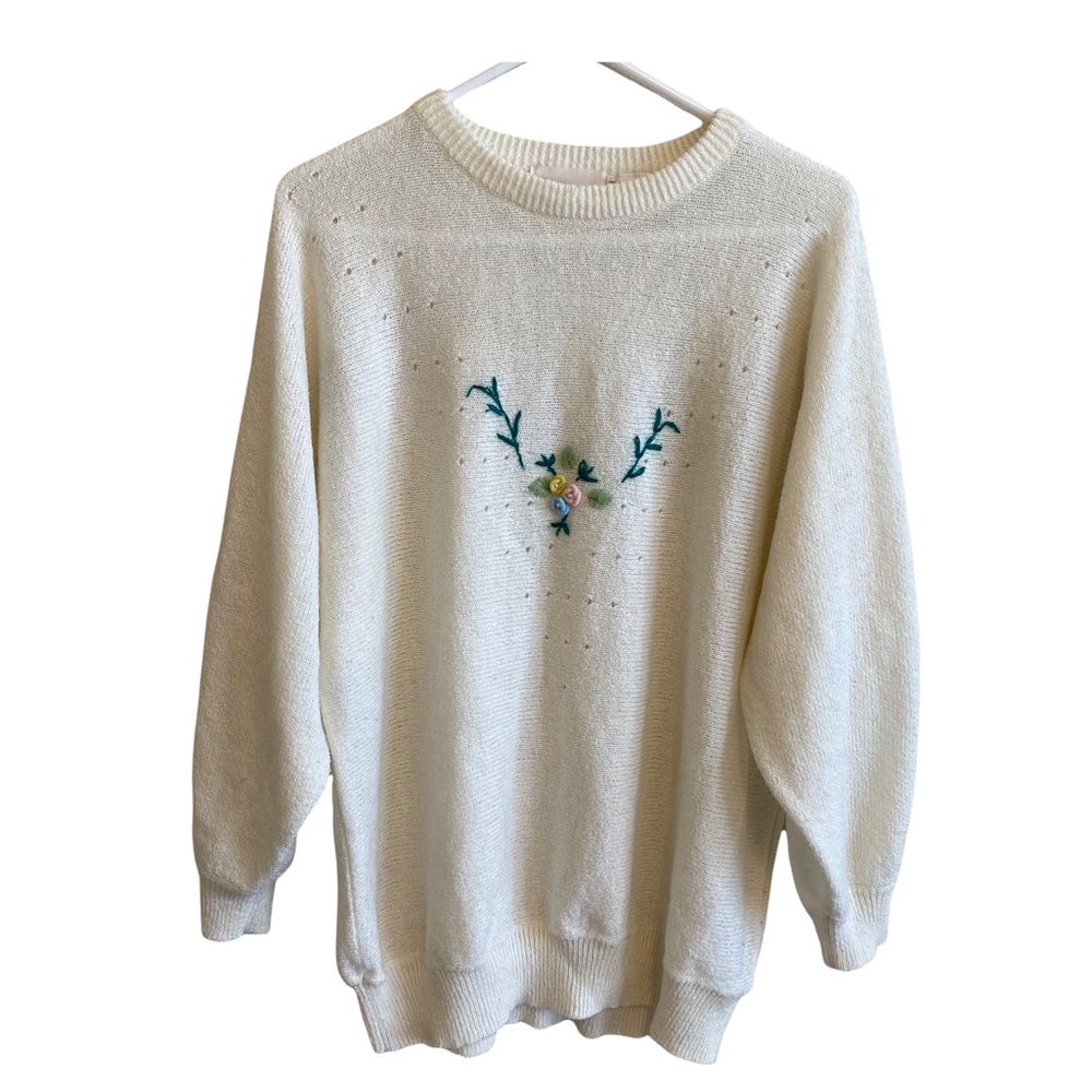 Vintage Sweater with embroidered flowers Size Large